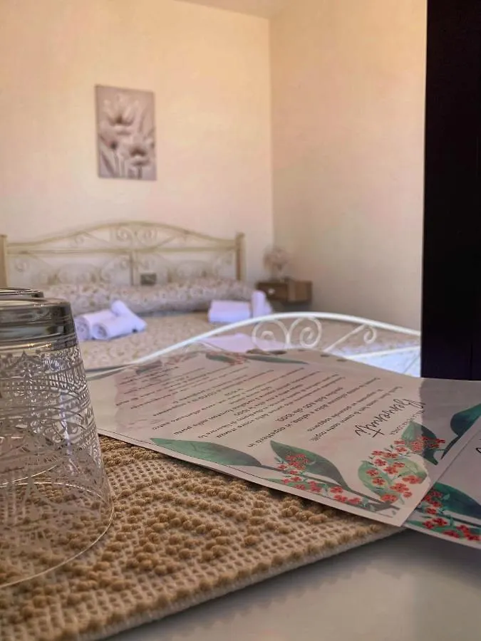 B&B La Petra Longa San Teodoro  Couette-café