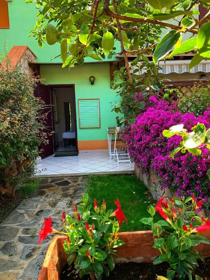 Bed & Breakfast B&B La Petra Longa San Teodoro