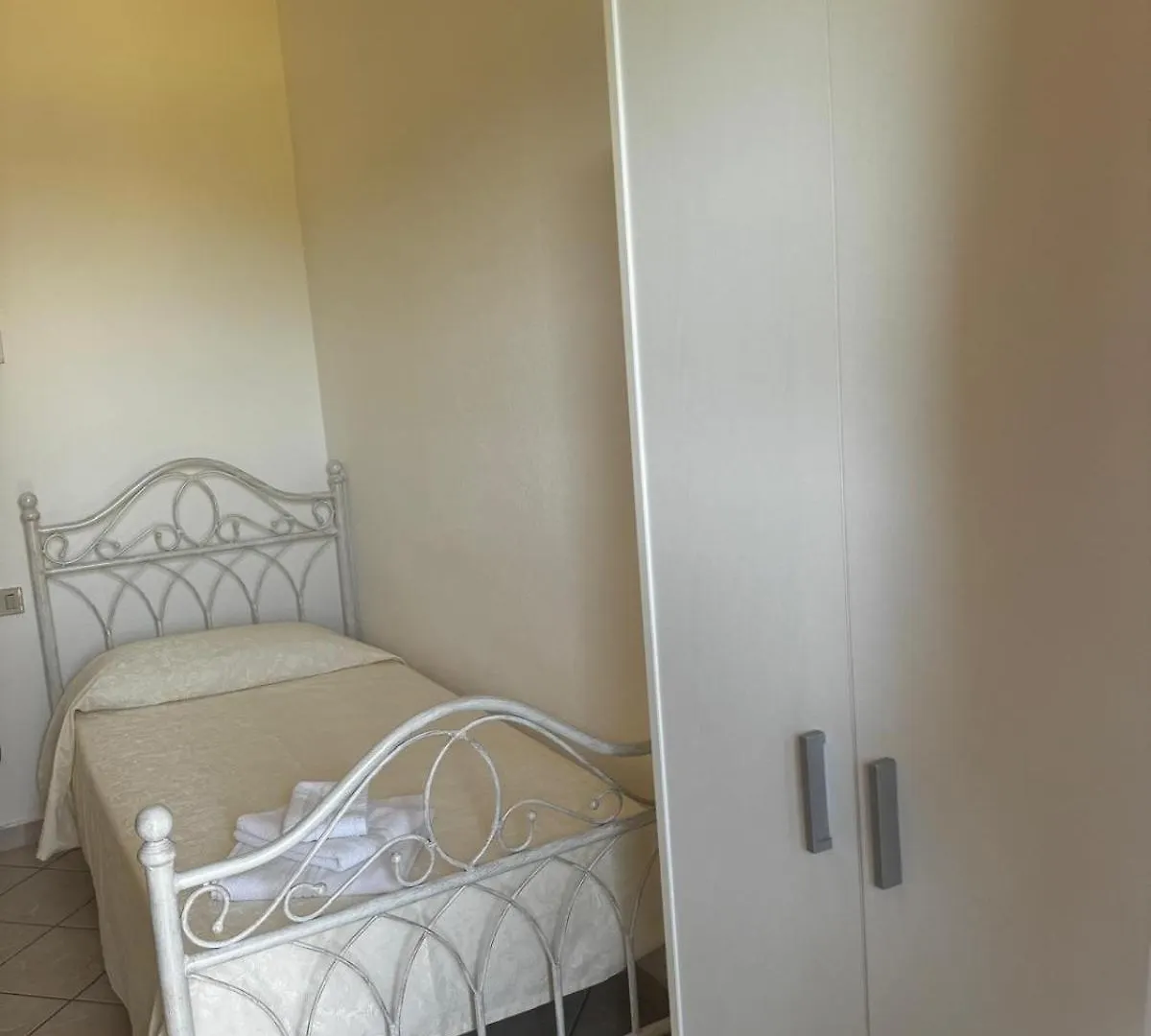 Bed & Breakfast B&B La Petra Longa San Teodoro  Italia